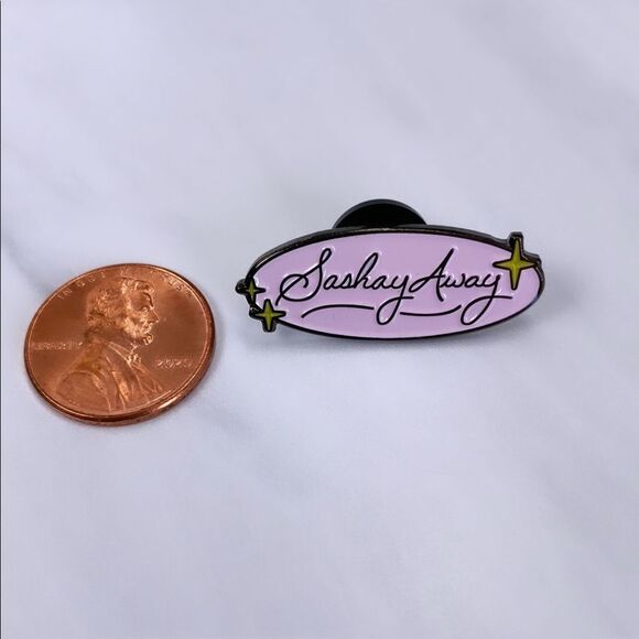 Sashay Away RuPaul Enamel Pin/ Brooch - Picture 4 of 8